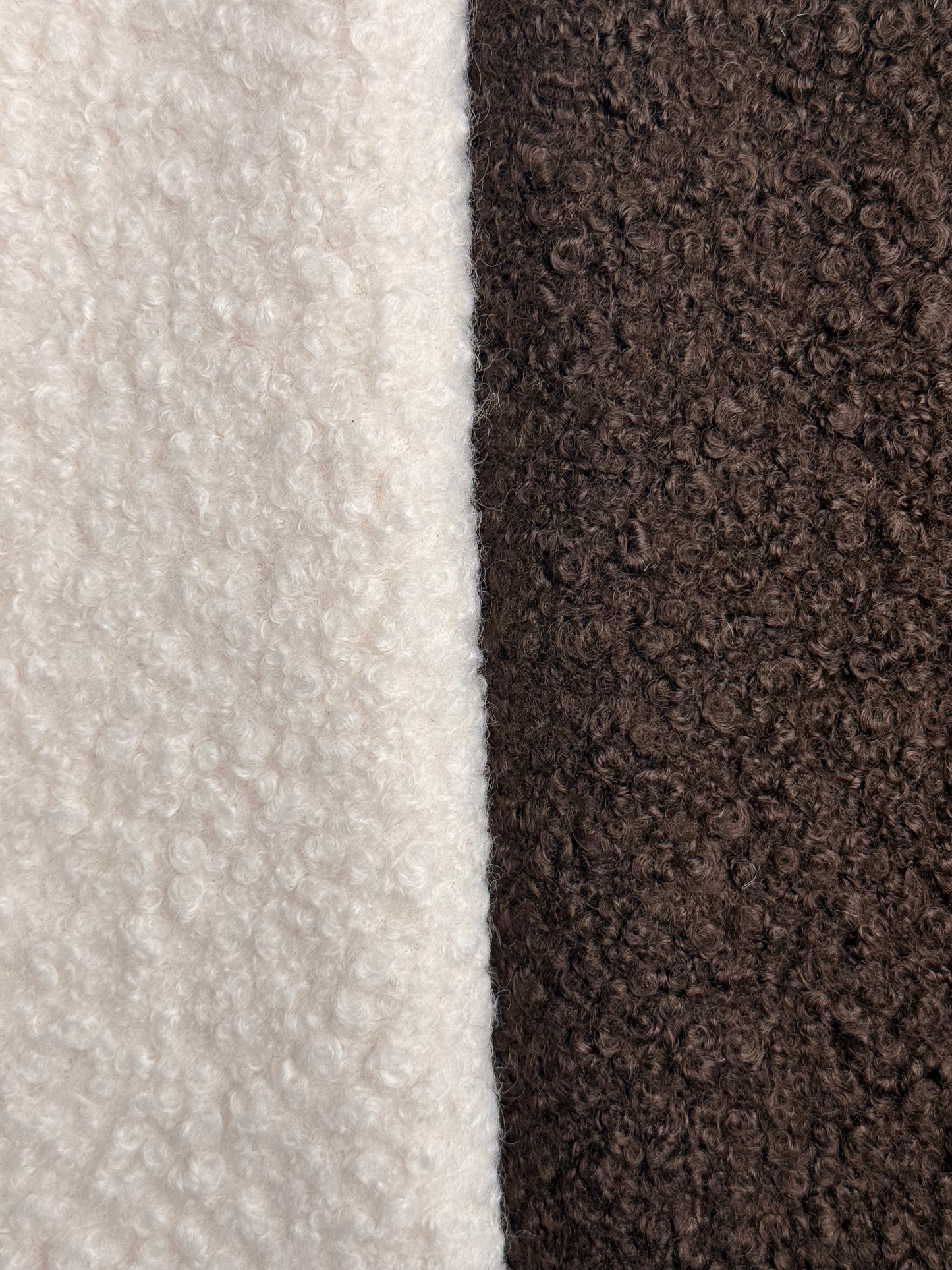 Pochette en laine bouclé