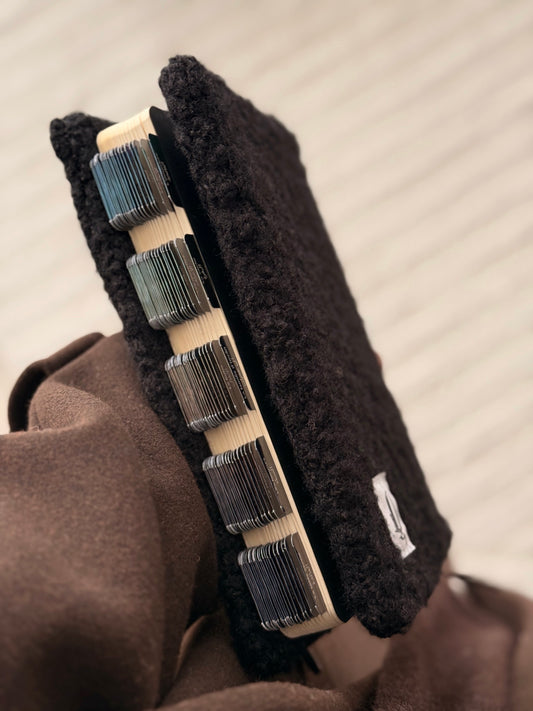 Protège-Coran laine bouclé noir