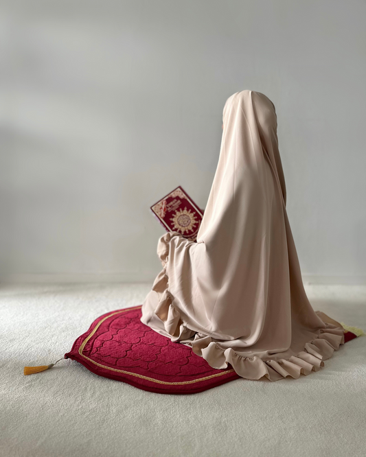 Tapis de prière bordeaux