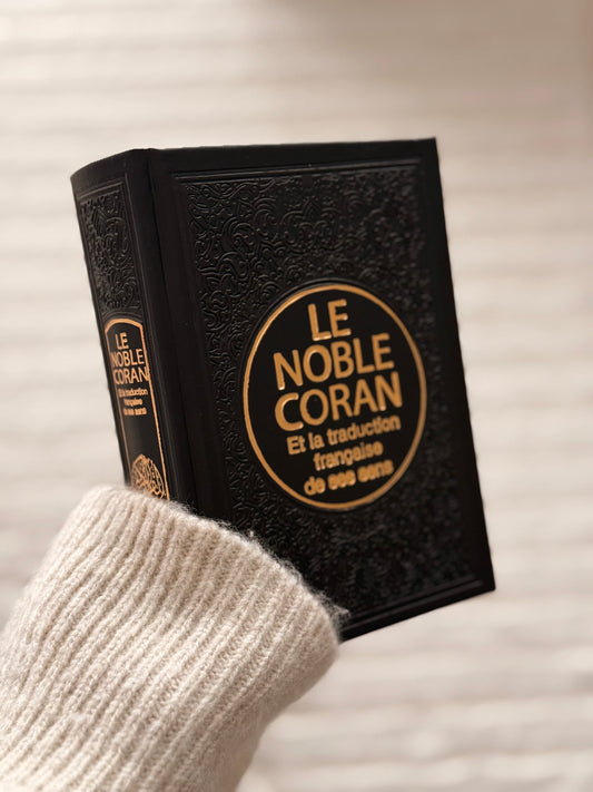 Coran français/arabe noir (12x17cm) + onglets sourates plastifiés holographiques