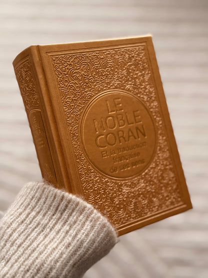 Coran français/arabe doré (12x17cm + onglets sourates plastifiés holographiques