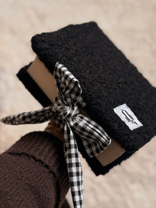 Protège-coran laine bouclé noir / Vichy noir